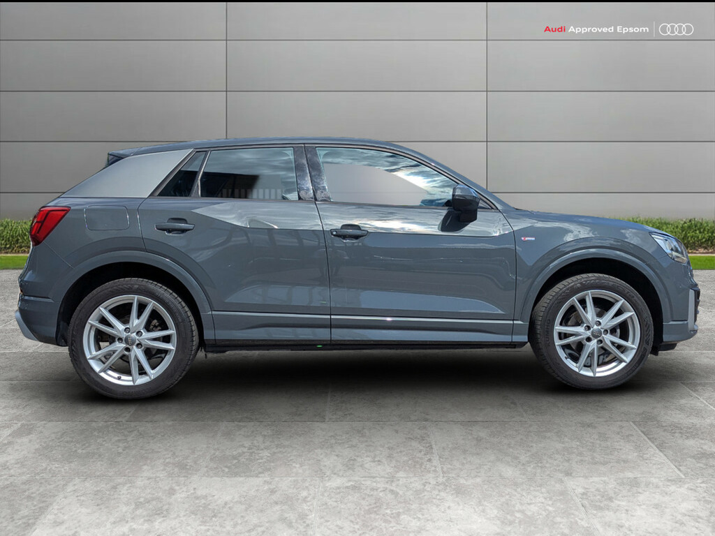 Audi Q2 35 Tfsi S Line S Tronic RY19DAU Grey #6