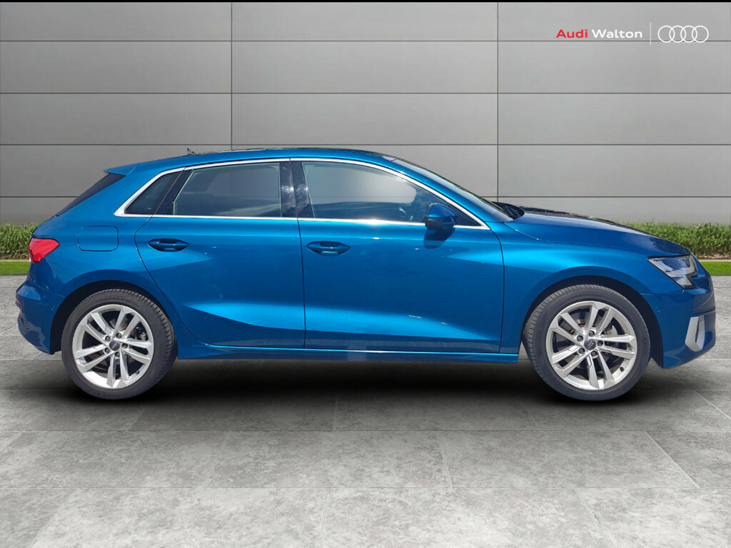 Audi A3 35 Tfsi Sport LH70AHN Blue #4