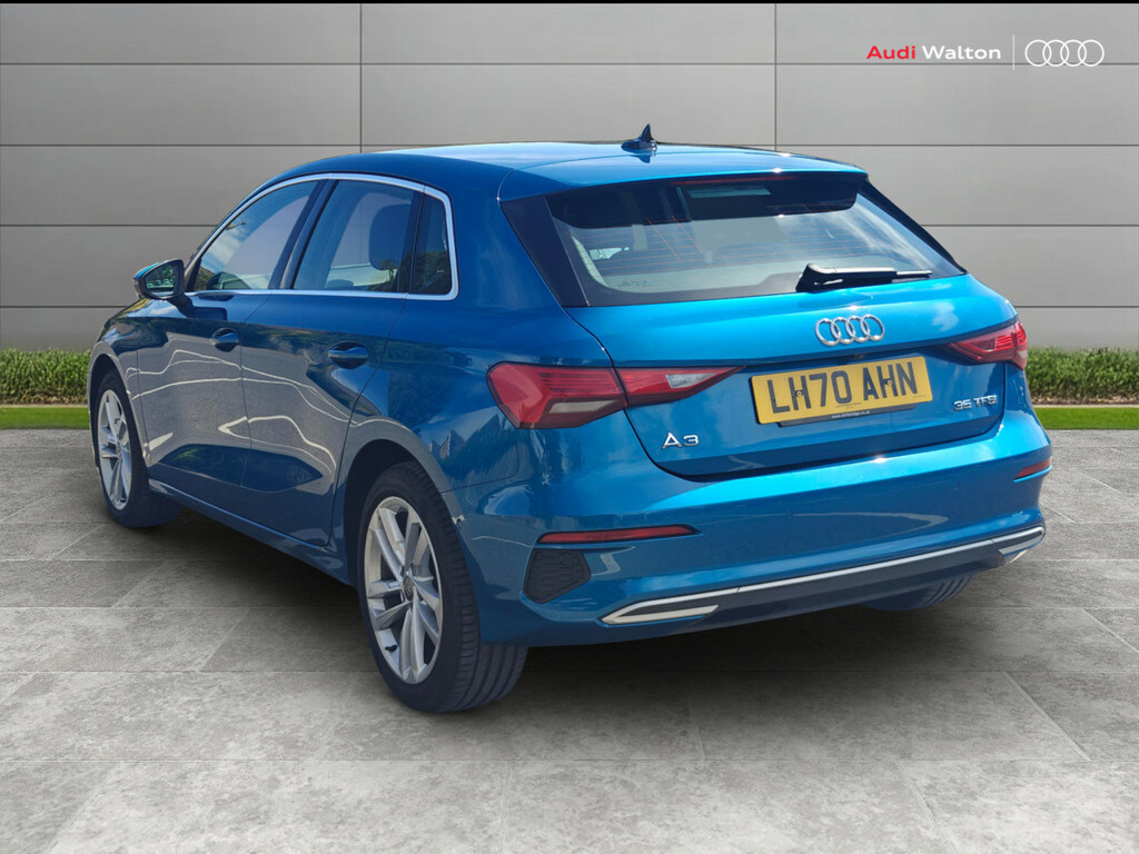 Audi A3 Sport 35 Tfsi 150 Ps 6-Speed LH70AHN Blue #4