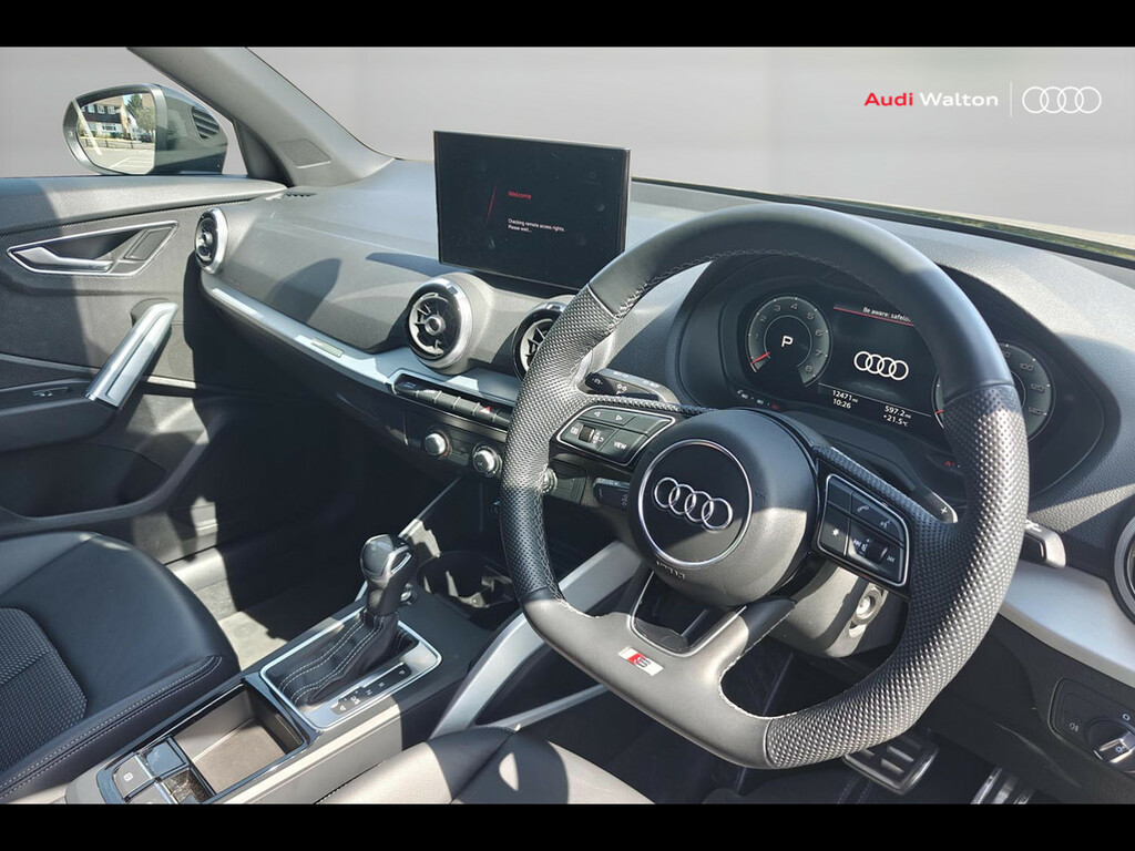 Audi Q2 Black Edition 35 Tfsi 150 Ps S Tronic RE74FMP Black #5