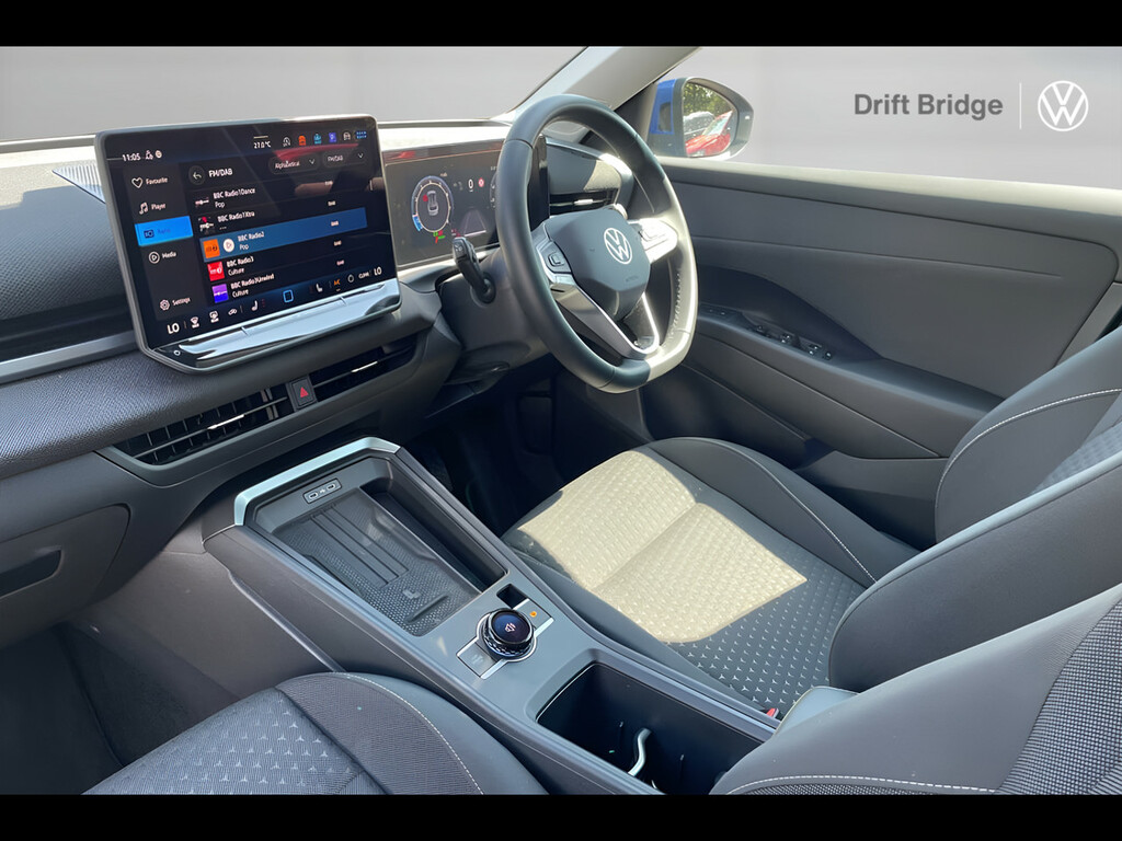 Volkswagen T-Roc 1.5 Etsi 150 Life Dsg LD26VNV Blue #2