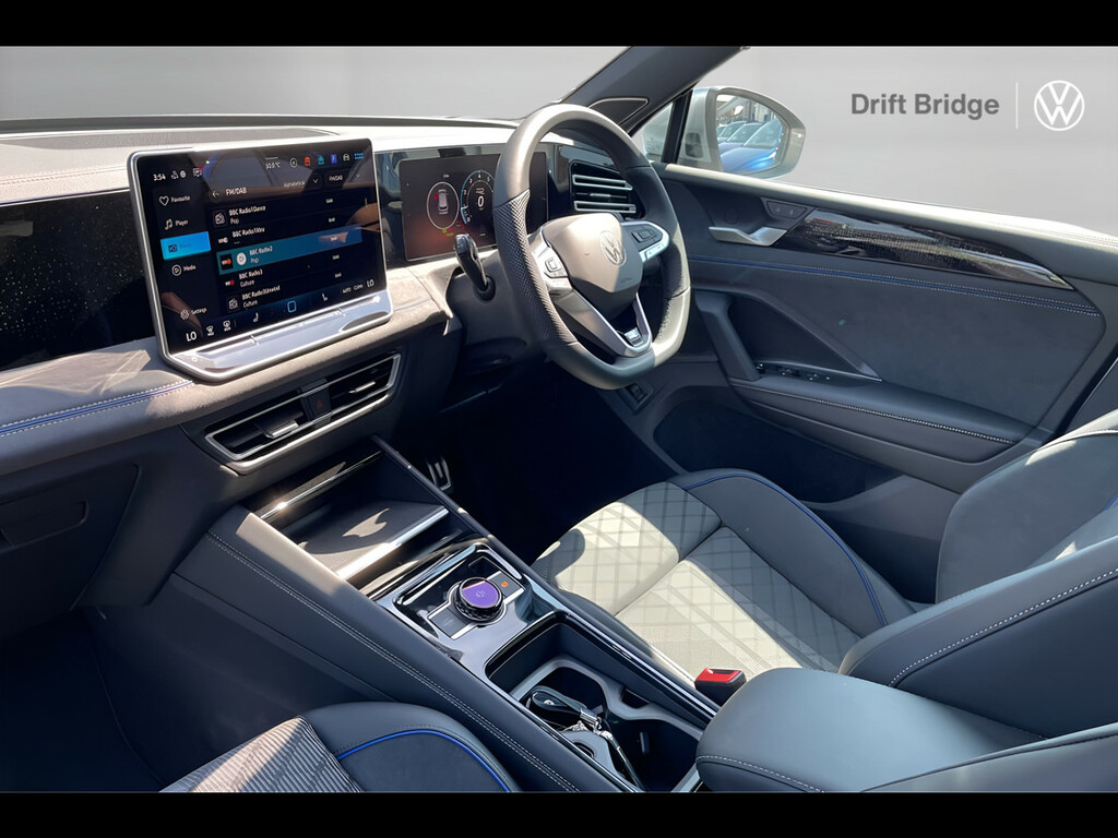 Volkswagen Tiguan 1.5 Etsi 150 R-line Dsg LC26XTH Silver #2