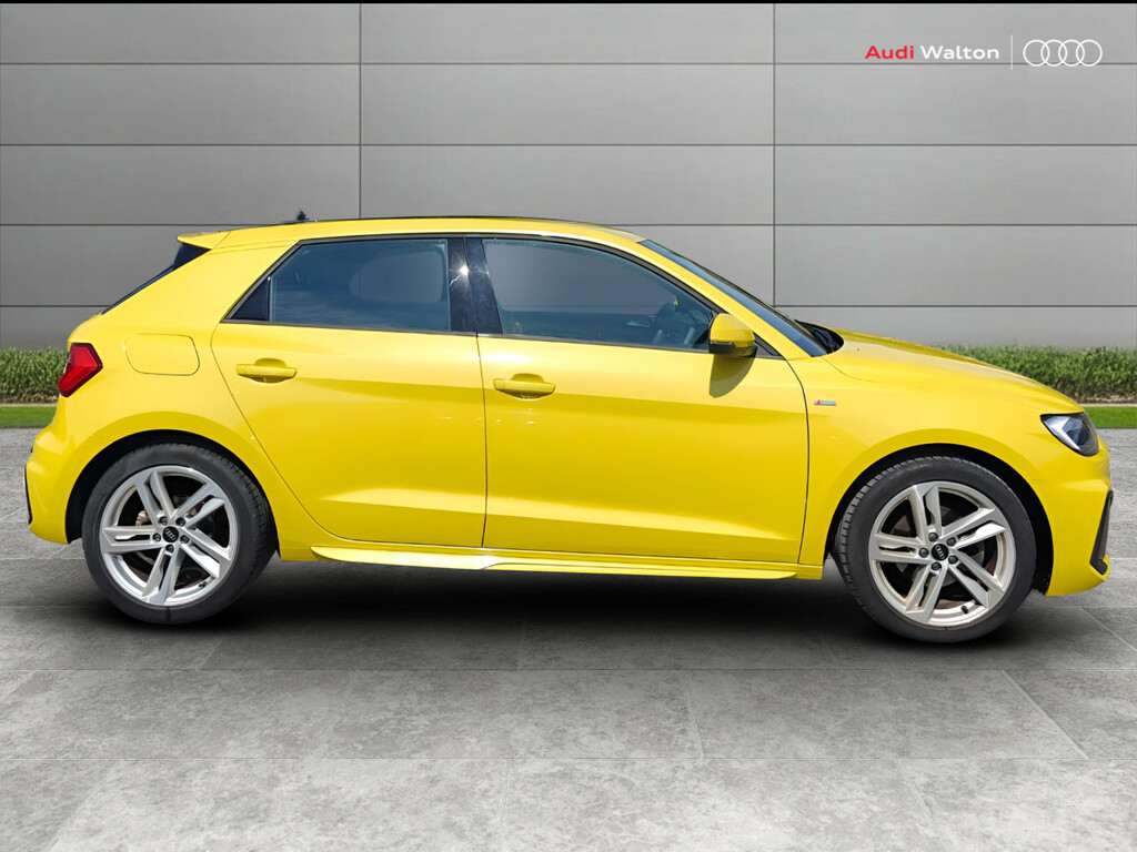 Audi A1 S Line 30 Tfsi 110 Ps S Tronic RF72WCD Yellow #4