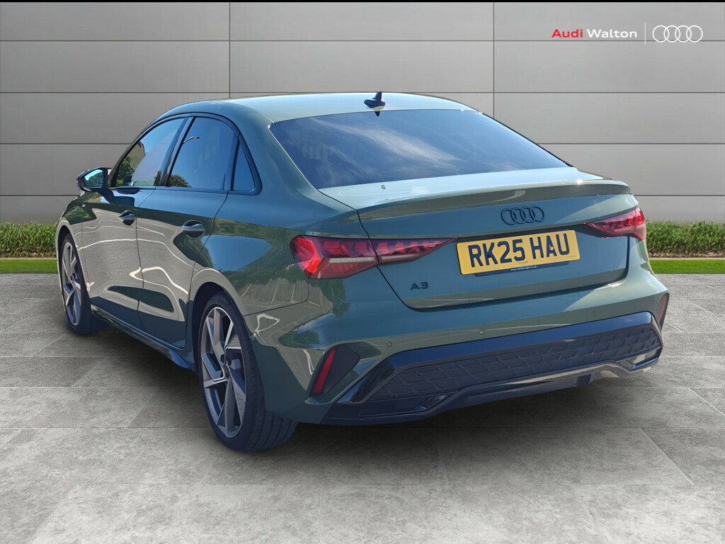 Audi A3 Black Edition 35 Tfsi 150 Ps S Tronic RK25HAU Green #3