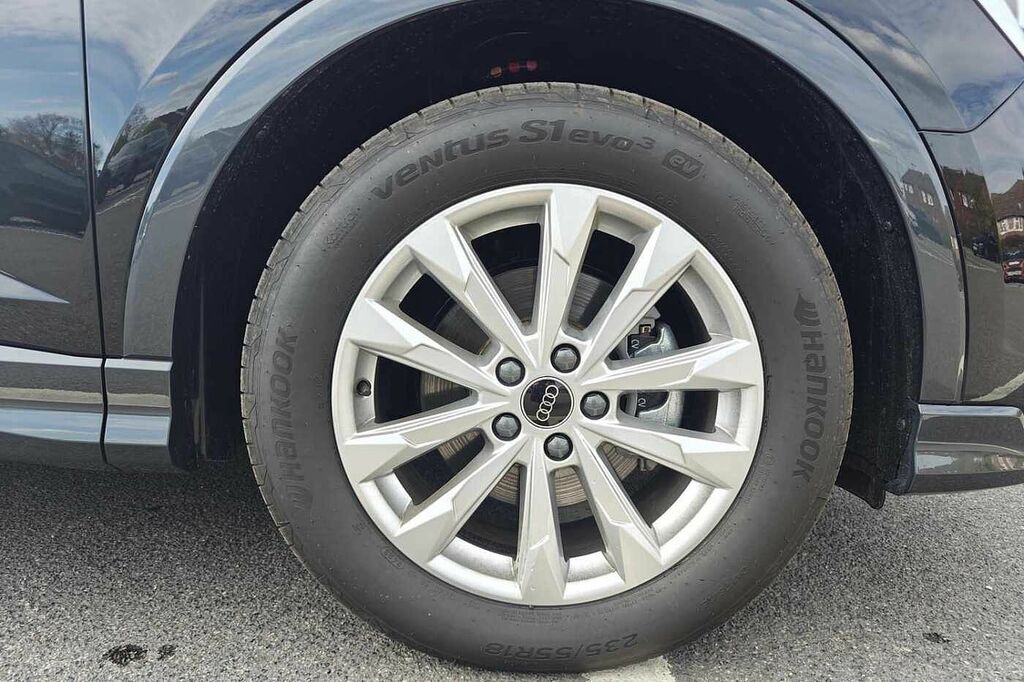 Audi Q3 Sport 35 Tdi 150 Ps S Tronic RK26DZB Black #6