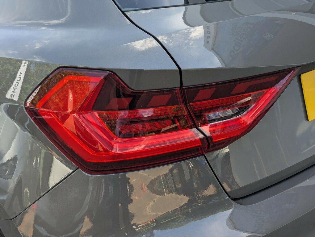 Audi A1 1.0 Tfsi 30 Citycarver S Tronic Euro 6 Black #25