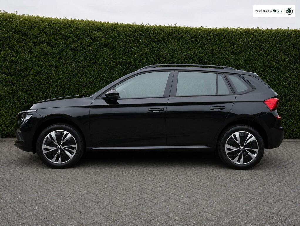 Skoda Kamiq 1.0 Tsi 95 Se Edition KP75VUX Black #4