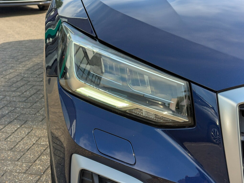 Audi Q2 1.5 Tfsi 35 Sport Suv S Tronic 150 Ps Grey #12