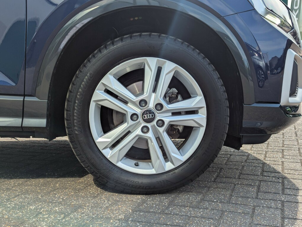 Audi Q2 1.5 Tfsi 35 Sport Suv S Tronic 150 Ps Grey #11