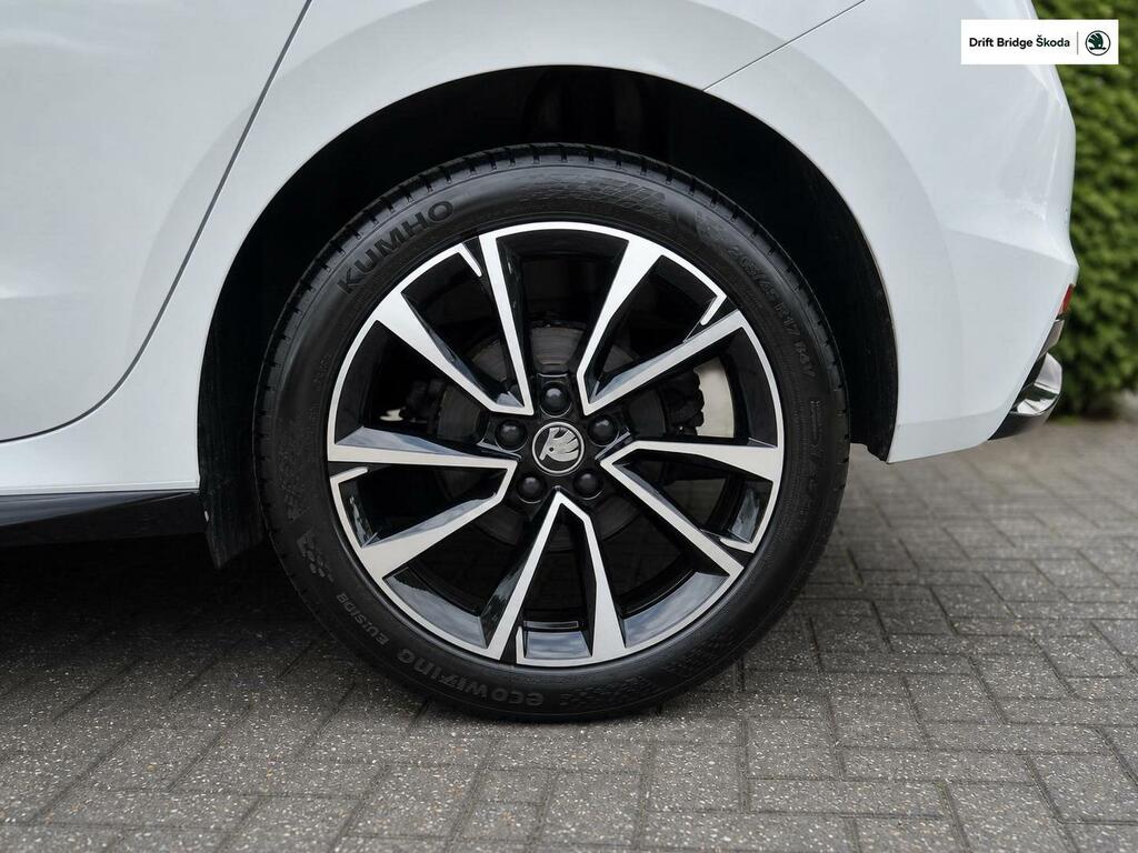 Skoda Fabia 1.0 Tsi 116 Monte Carlo Edition Dsg KM75UJY White #5