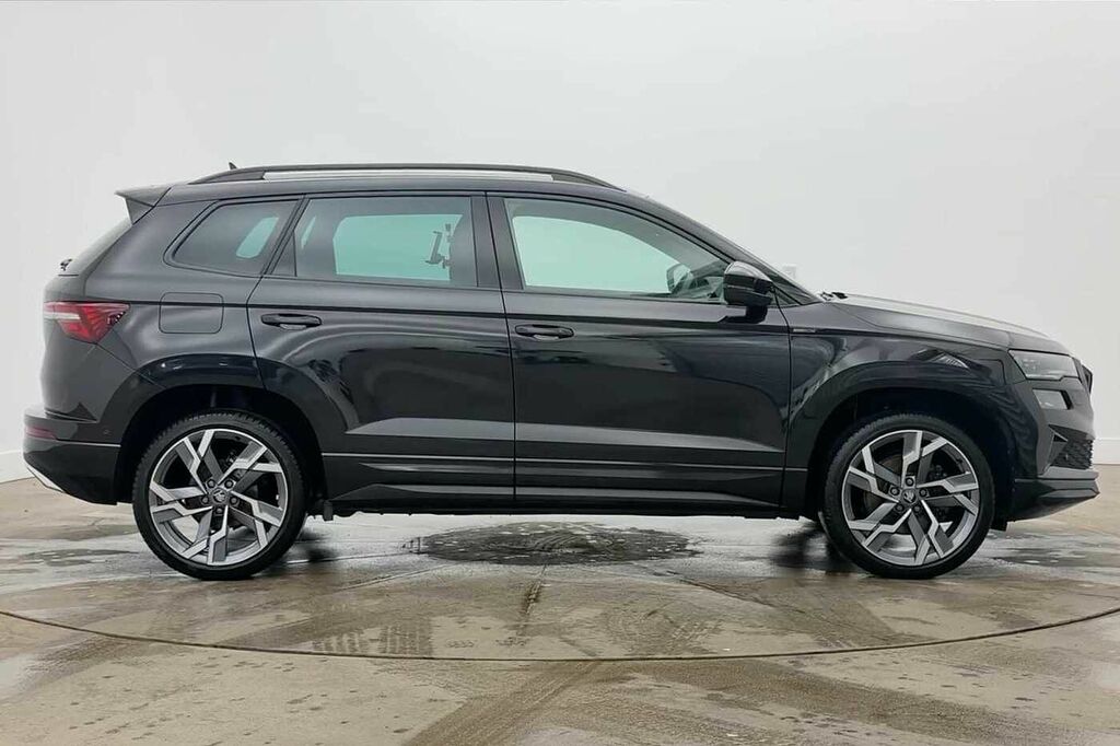 Skoda Karoq 1.5 Tsi Sportline Edition Dsg KM75NZN Black #3