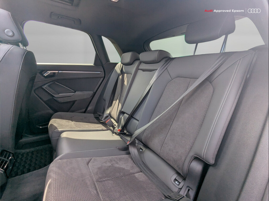 Audi Q3 Q3 Rs Q3 Tfsi Quattro S Tronic Comfortsound Blue #32