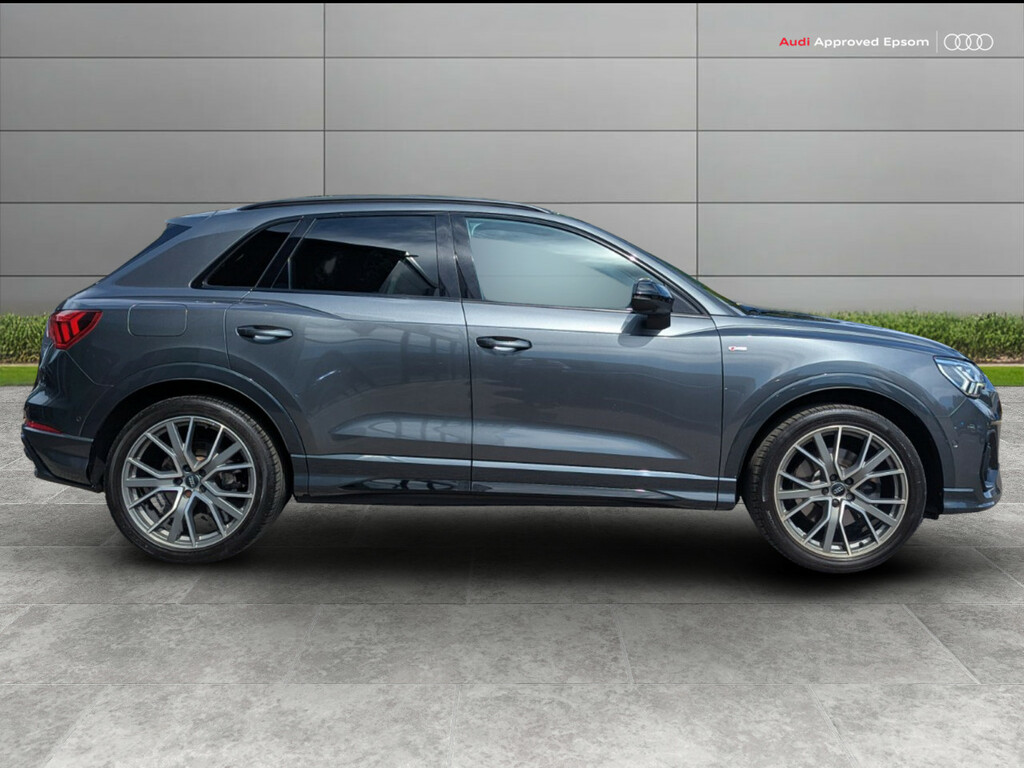 Audi Q3 Q3 Rs Q3 Tfsi Quattro S Tronic Comfortsound Blue #9