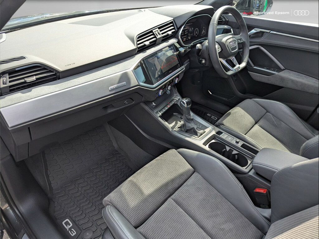 Audi Q3 Q3 Rs Q3 Tfsi Quattro S Tronic Comfortsound Blue #33