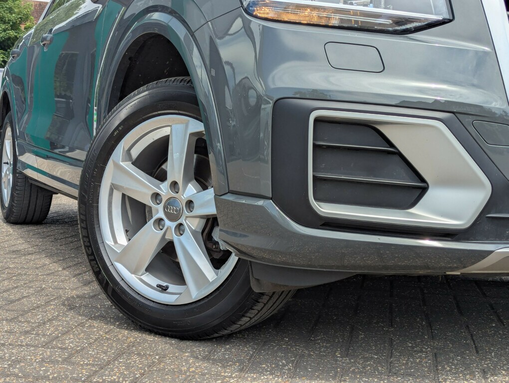 Audi Q2 35 Tfsi Sport S Tronic Grey #2
