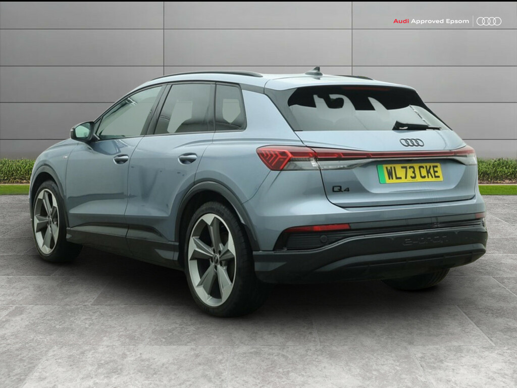 Audi Q4 E Tron 150Kw 40 82Kwh Black Edition WL73CKE Blue #3