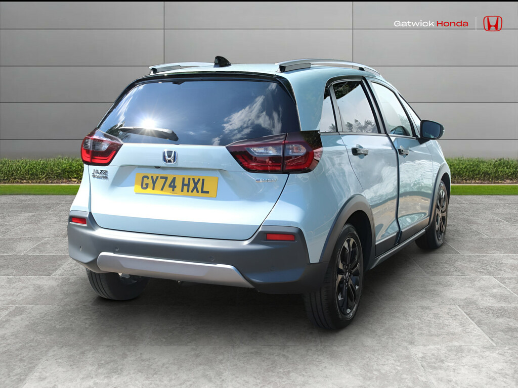 Honda Jazz Advance White #12