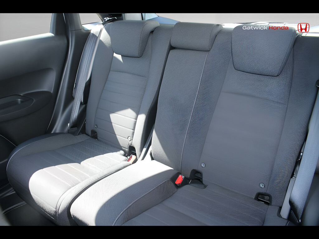 Honda Jazz Advance White #8