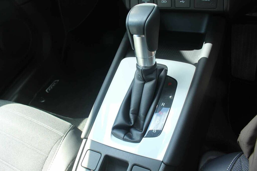 Honda Jazz Advance White #29