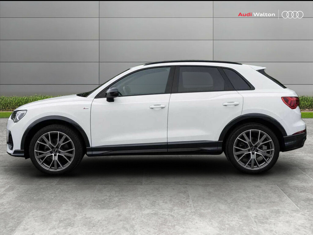 Audi Q3 Black Edition 35 Tfsi 150 Ps S Tronic LM25ZYB White #4