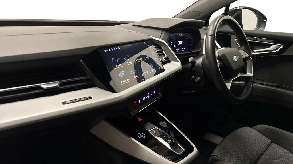 Audi Q4 E Tron 150Kw 40 82Kwh S Line Cs Tech Pack RV23WVU Blue #9