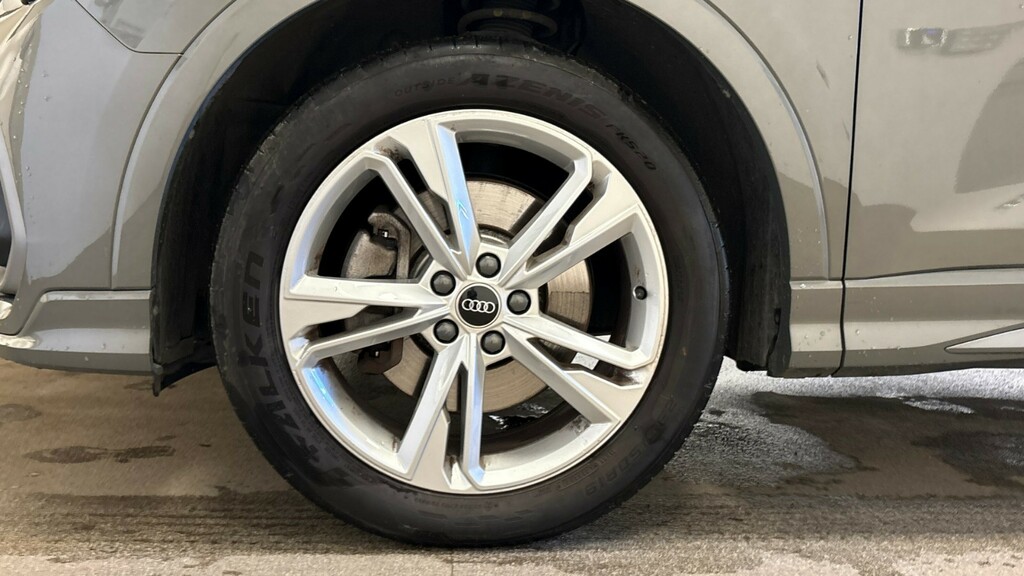 Audi Q3 45 Tfsi E S Line S Tronic AD72UPO Grey #5