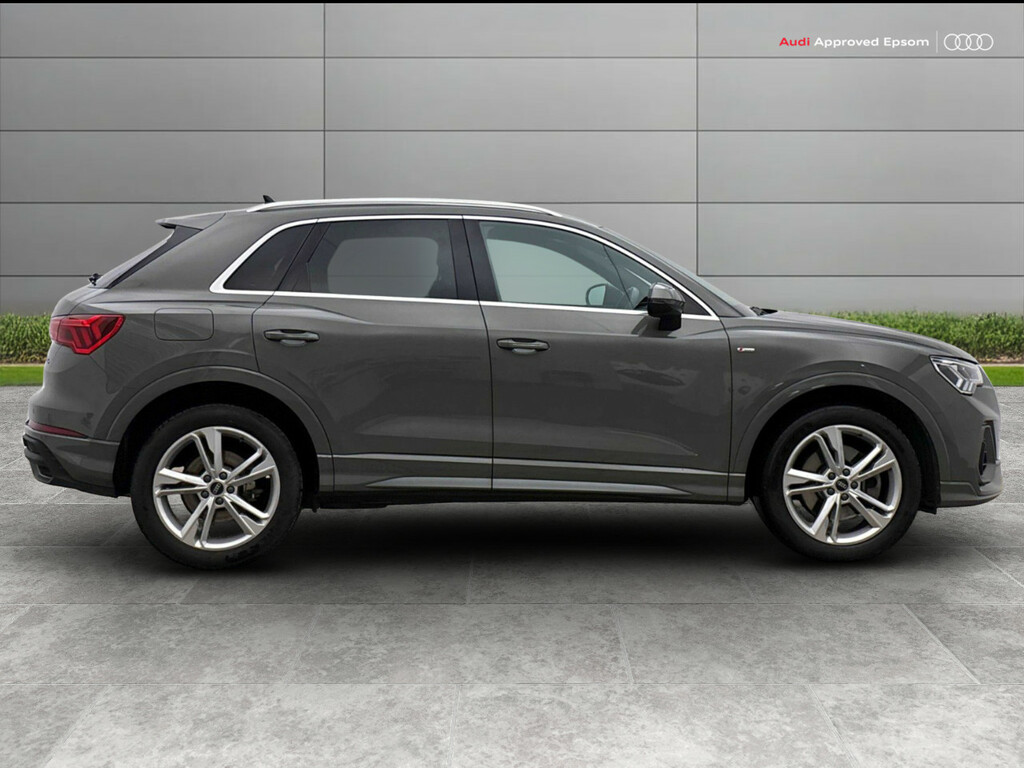 Audi Q3 45 Tfsi E S Line S Tronic AD72UPO Grey #4