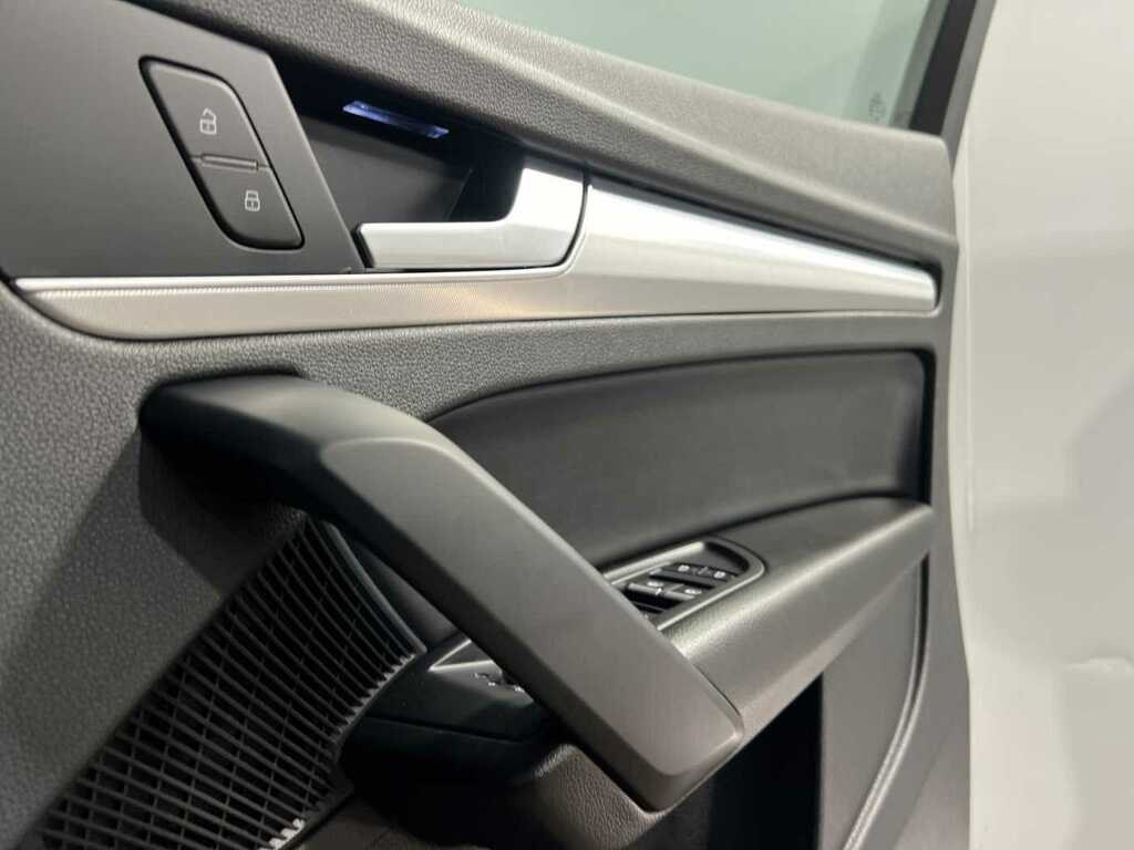 Audi Q5 Tfsi Edition 1 Black #26