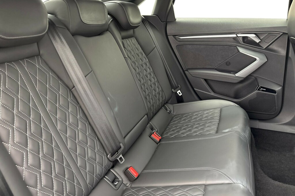 Audi A3 1.5 Tfsi 150 Black Ed S Tronic Tech Pack Black #10