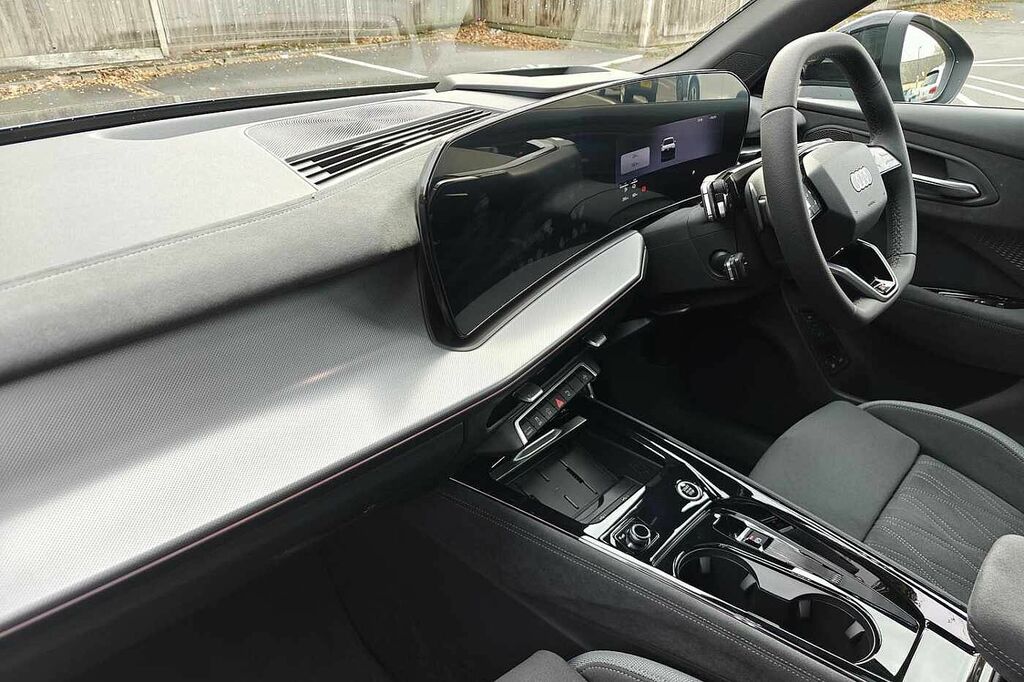 Audi Q3 Suv Launch Edition E-hybrid 272 Ps S Tronic RE75XFH Grey #2