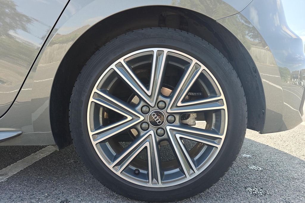 Audi A1 S Line 30 Tfsi 110 Ps S Tronic RE72ZVB Grey #5
