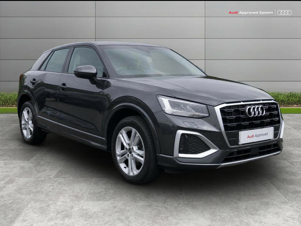 Audi Q2 30 Tfsi Sport Black