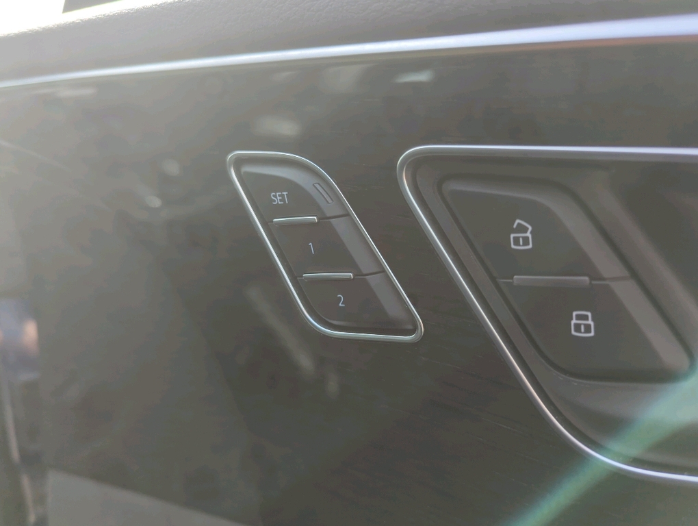 Audi Q8 55 Tfsi E Quattro S Line Tiptronic Cs Black #23