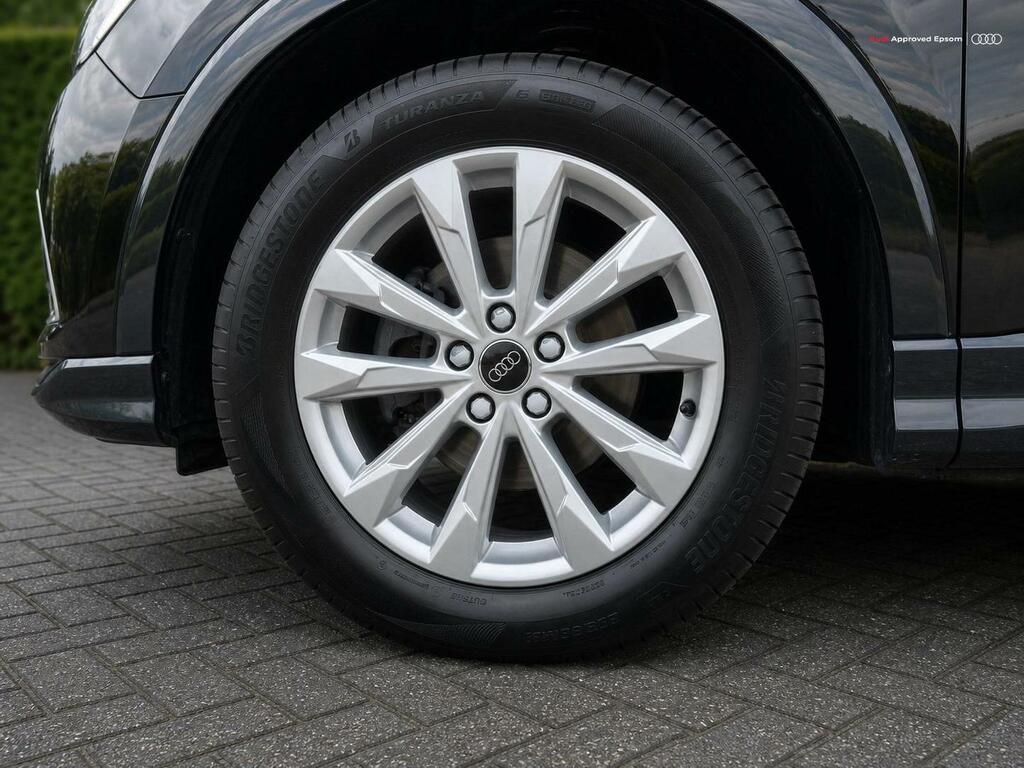 Audi Q3 35 Tfsi Sport S Tronic Black #5