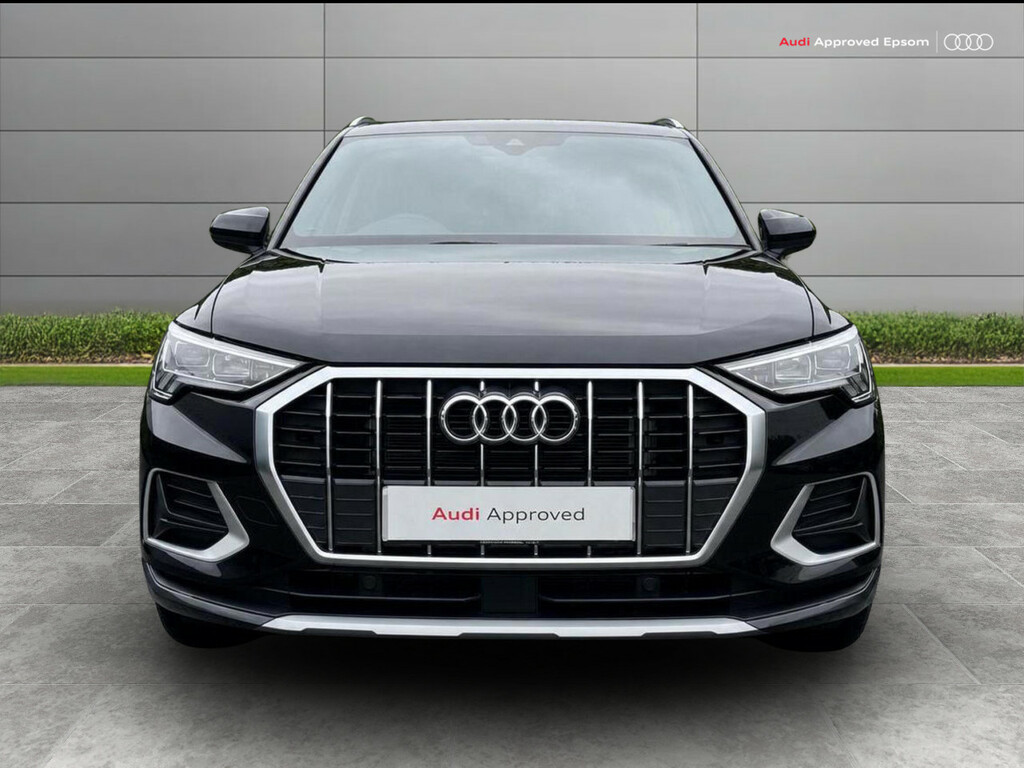 Audi Q3 35 Tfsi Sport S Tronic Black #2
