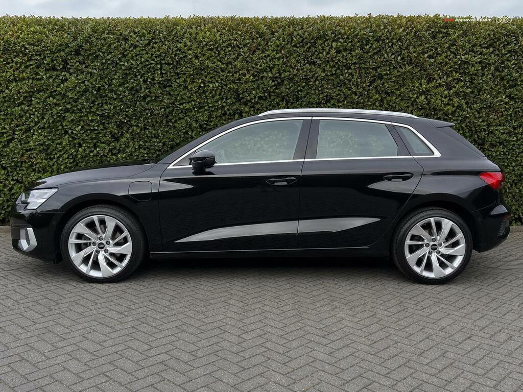 Audi A3 Audi A3 Sportback S Line 35 Tfsi 150 Ps 6-Speed Black #4