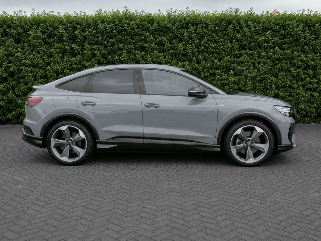 Audi Q4 E Tron 210Kw 45 82Kwh Black Edition Grey #4