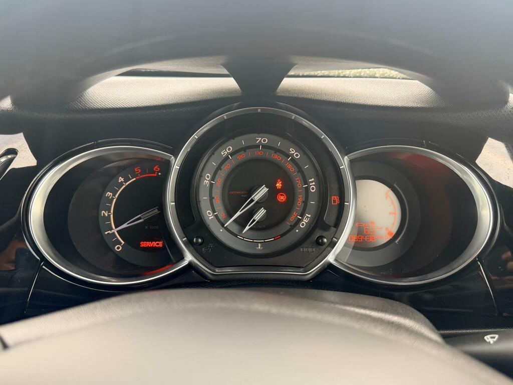 Citroen DS3 1.6 Hdi Dstyle H B White 20 Road Tax Very Clea  #9