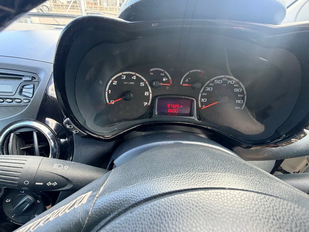 Ford KA 1.2 Metal White #4