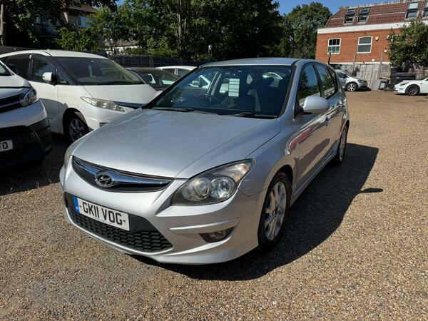 Hyundai I30 1.6 Comfort Euro 5 Silver #5