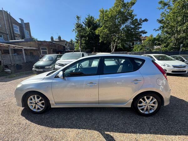Hyundai I30 Hatchback Blue #8