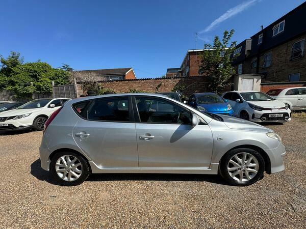 Hyundai I30 Hatchback Blue #16