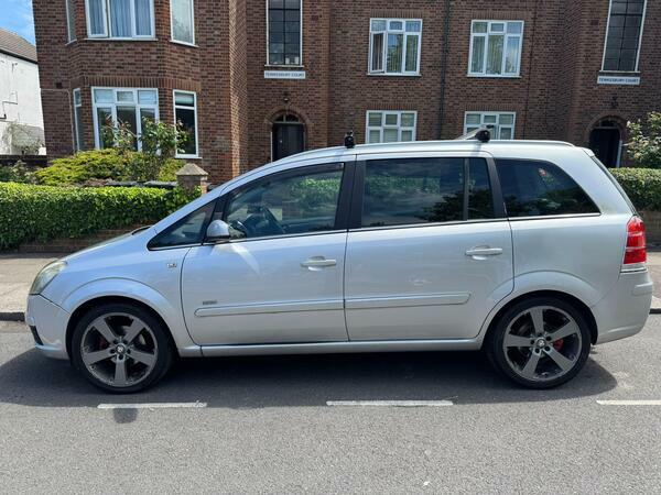 Vauxhall Zafira 1.8 16V Design Euro 4 Silver #4