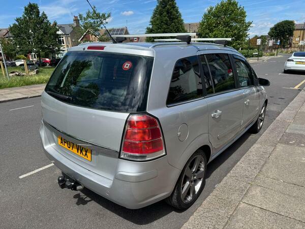 Vauxhall Zafira Design Cdti 150 E4 Silver #7