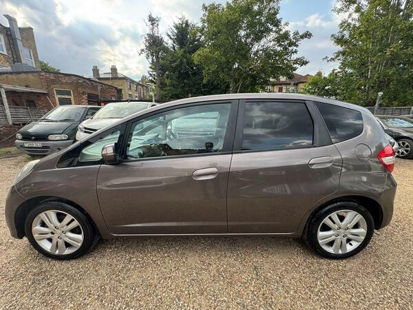 Honda Jazz I-vtec Ex Openable Panoramic Roof Blue #8