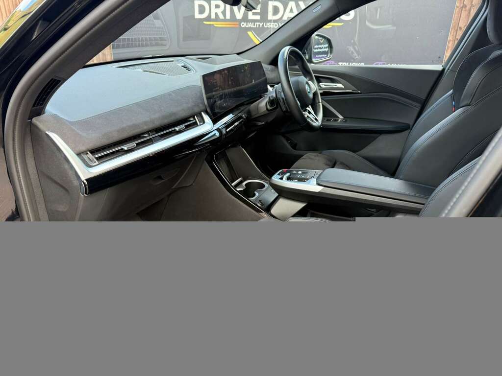 BMW iX2 Ix2 Edrive20 M Sport Black #6