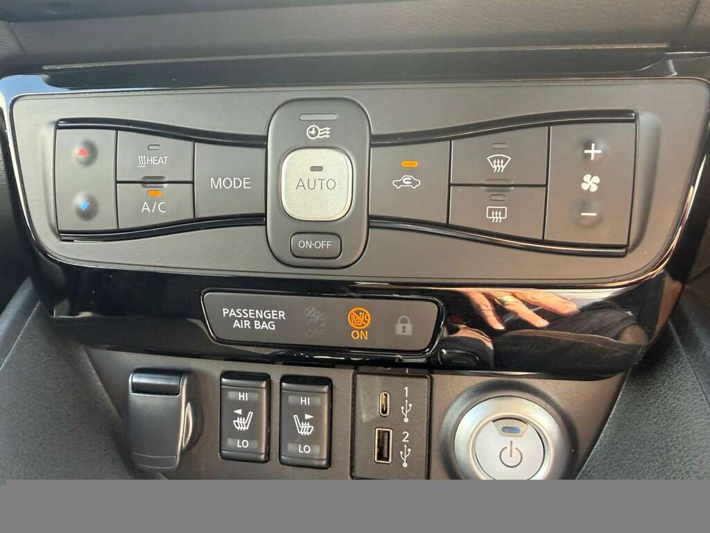 Nissan Leaf Leaf N-connecta Black #4