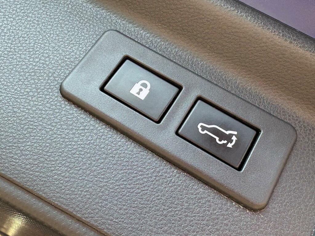Subaru Forester Xe Premium White #38