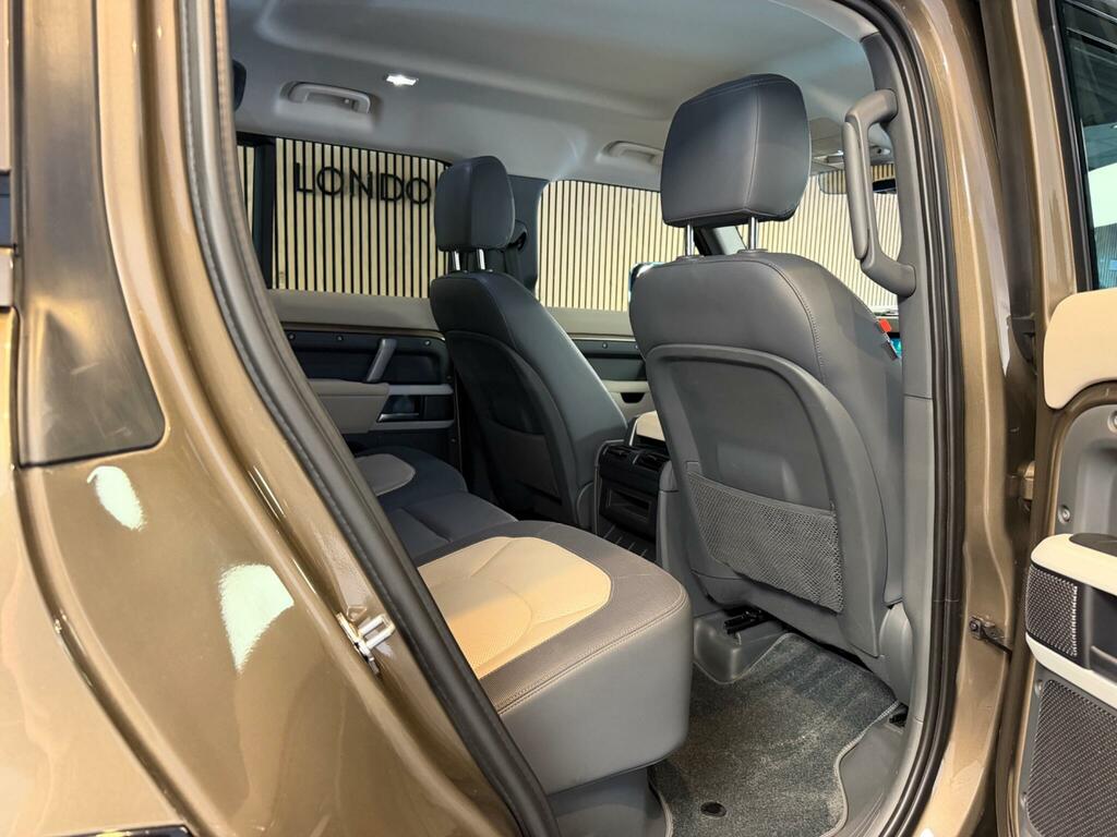 Land Rover Defender 110 3.0 D250 Mhev Xs Edition Suv 4Wd E Black #27