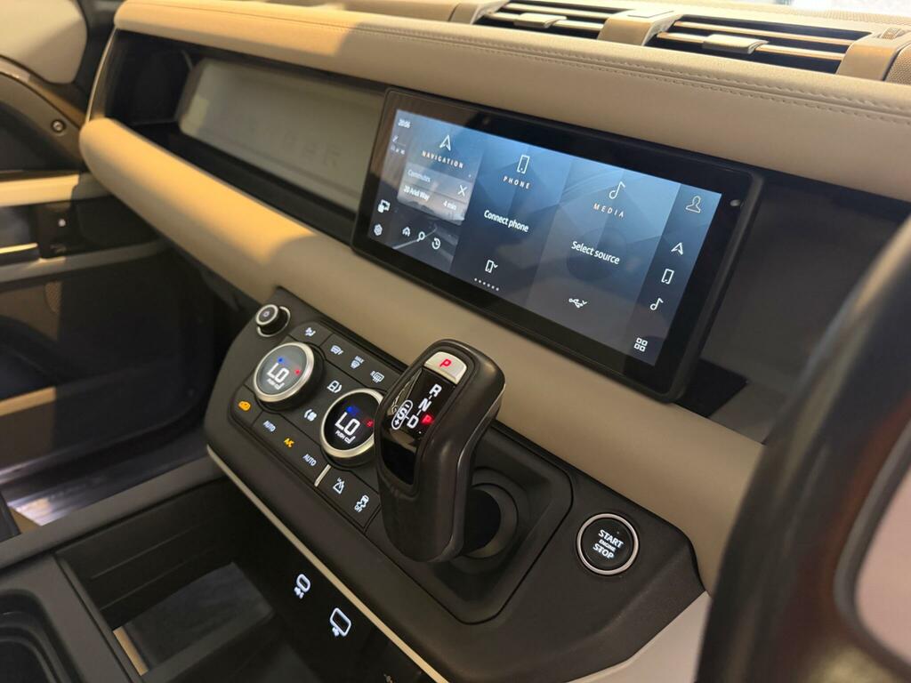 Land Rover Defender 110 3.0 D250 Mhev Xs Edition Suv 4Wd E Black #39